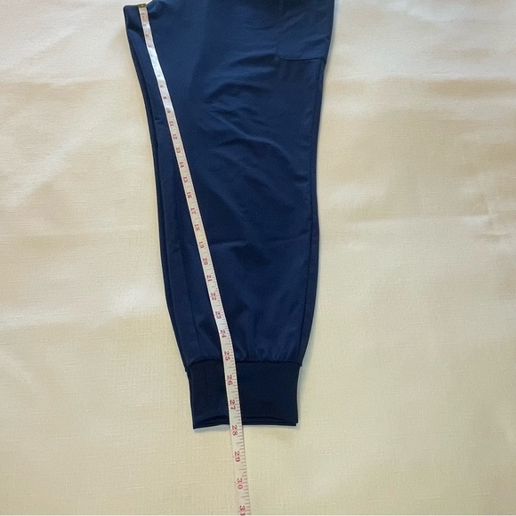 EPIC by IRG Women's Size XL Navy Healthcare Joggers - Picture 8 of 16